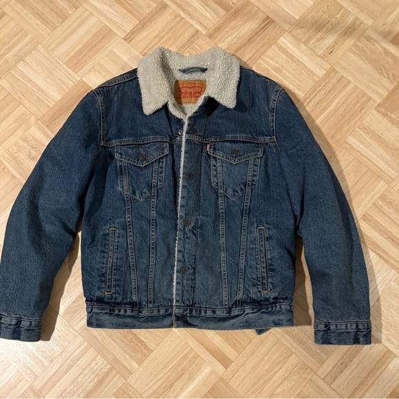 Vintage Levi’s Jean Jacket - Picture 1 of 4